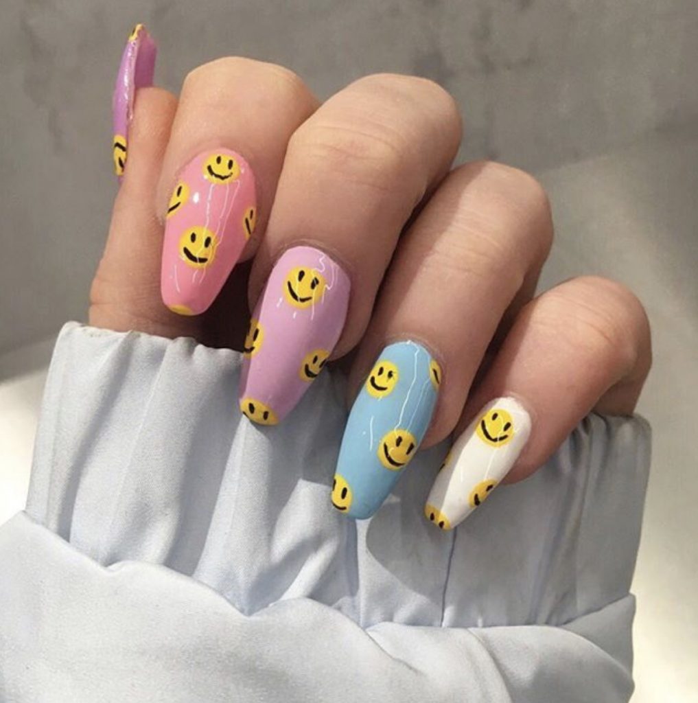 7 Cutest Smiley Face Nails Of 2021 BeautyWayMag