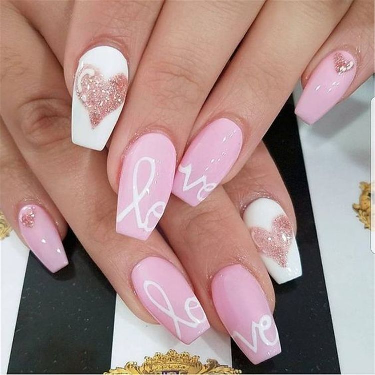 XO Design Nail For Valentine Day