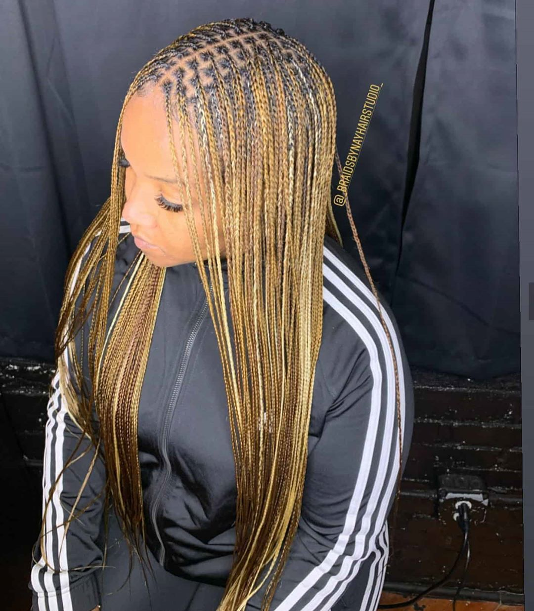 medium box braids with color