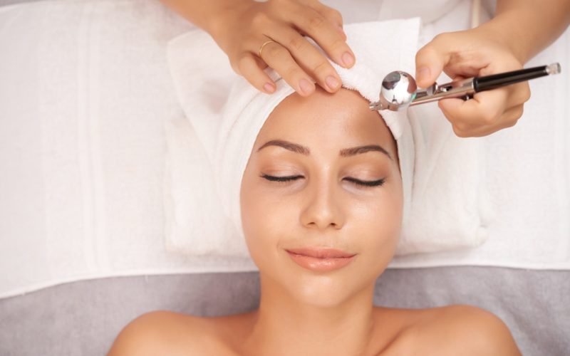 7 Oxygen Facial Benefits You Should Know