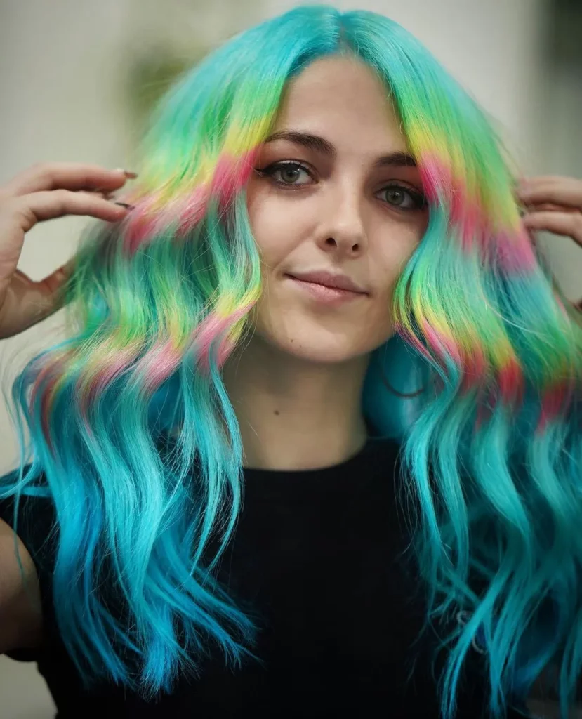 18 Oil Slick Hair Color Trend Examples You Can Wear | BeautyWayMag