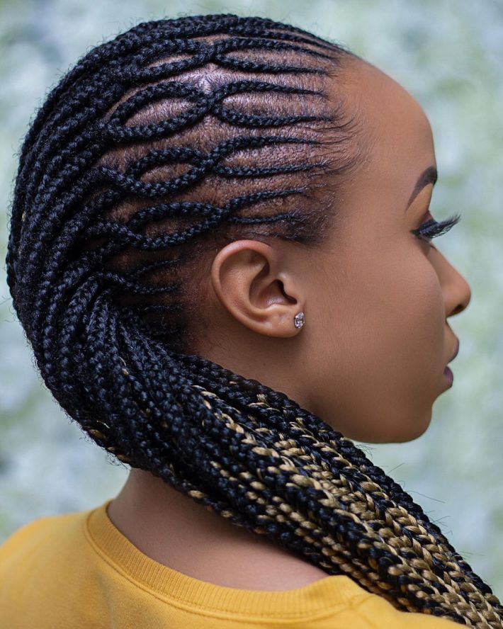 Stylish Cross Feed-In Cornrow