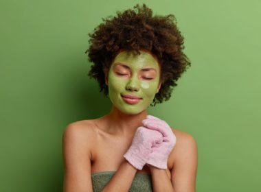 Can You Use Exfoliating Gloves On Your Face?
