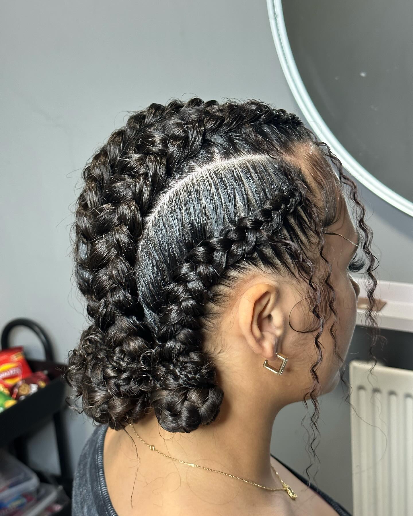 Knotted Feed In Cornrows